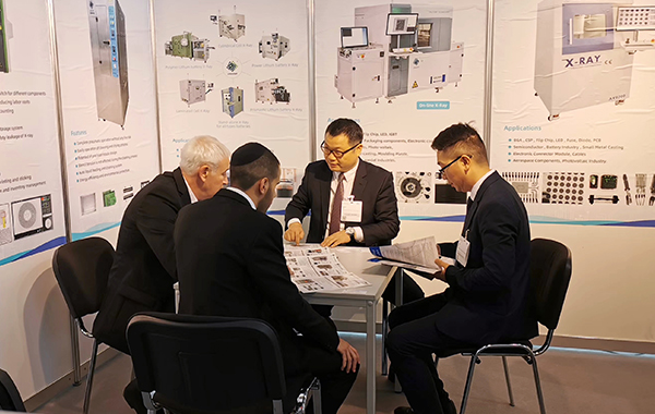 產(chǎn)品、解決方案與服務(wù)